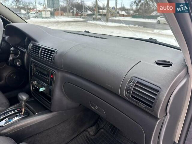 Черный Фольксваген Пассат, объемом двигателя 1.9 л и пробегом 223 тыс. км за 4500 $, фото 23 на Automoto.ua