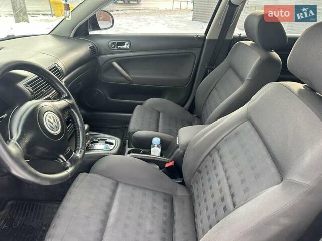 Черный Фольксваген Пассат, объемом двигателя 1.9 л и пробегом 223 тыс. км за 4500 $, фото 9 на Automoto.ua