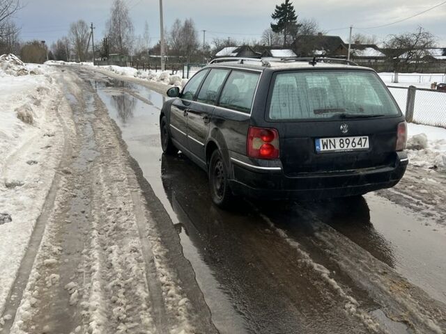 Черный Фольксваген Пассат, объемом двигателя 1.9 л и пробегом 340 тыс. км за 1850 $, фото 3 на Automoto.ua