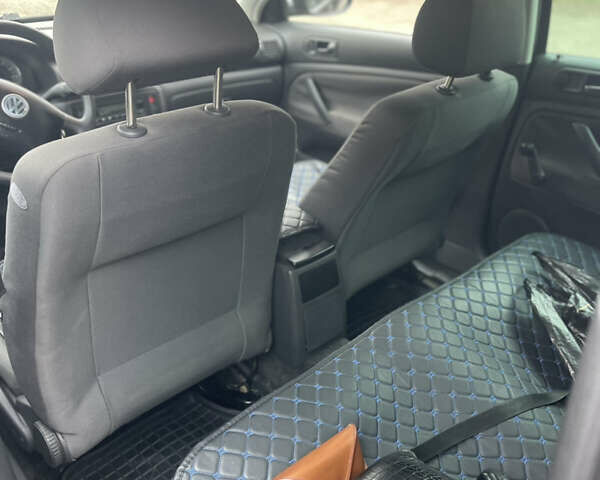 Черный Фольксваген Пассат, объемом двигателя 1.78 л и пробегом 235 тыс. км за 6350 $, фото 8 на Automoto.ua