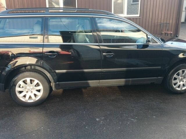 Фольксваген Пассат 2004 в Черкассах на Automoto.ua Черный Фольксваген Пассат, объемом двигателя 2 л и пробегом 274 тыс. км за 4300 $, фото 3 на Automoto.ua
