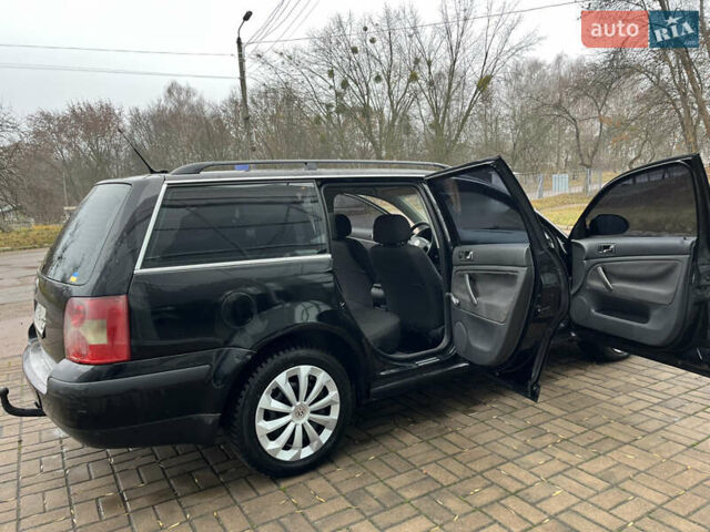 Черный Фольксваген Пассат, объемом двигателя 1.9 л и пробегом 328 тыс. км за 4200 $, фото 15 на Automoto.ua