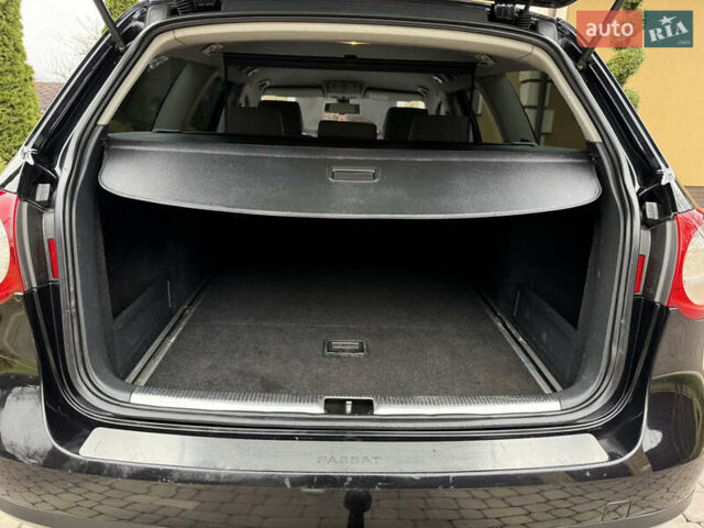 Черный Фольксваген Пассат, объемом двигателя 2 л и пробегом 350 тыс. км за 5850 $, фото 17 на Automoto.ua