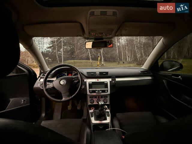 Черный Фольксваген Пассат, объемом двигателя 2 л и пробегом 370 тыс. км за 5500 $, фото 13 на Automoto.ua