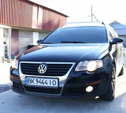 Черный Фольксваген Пассат, объемом двигателя 1.6 л и пробегом 215 тыс. км за 5900 $, фото 11 на Automoto.ua