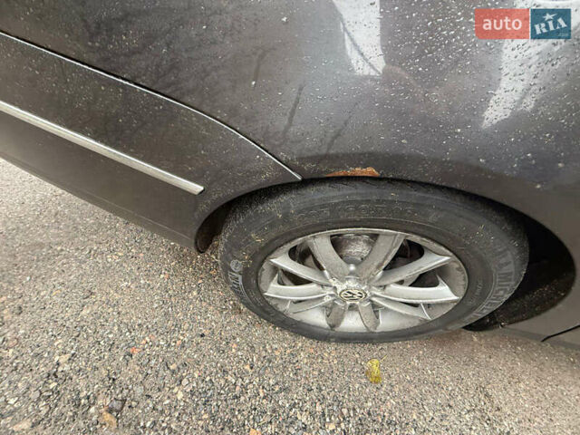 Чорний Фольксваген Пассат, об'ємом двигуна 2 л та пробігом 500 тис. км за 3500 $, фото 2 на Automoto.ua