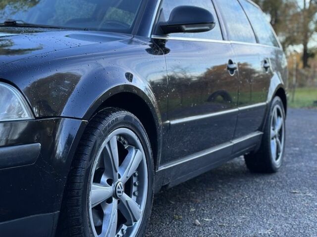 Черный Фольксваген Пассат, объемом двигателя 1.9 л и пробегом 230 тыс. км за 2799 $, фото 5 на Automoto.ua