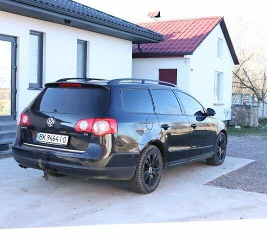 Черный Фольксваген Пассат, объемом двигателя 1.6 л и пробегом 215 тыс. км за 5900 $, фото 13 на Automoto.ua