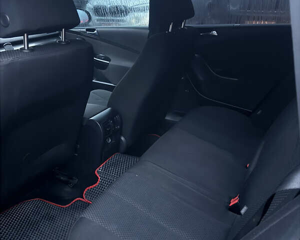 Черный Фольксваген Пассат, объемом двигателя 2 л и пробегом 317 тыс. км за 5450 $, фото 42 на Automoto.ua