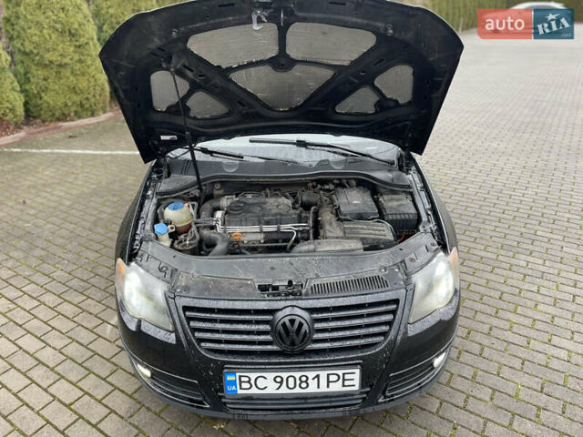 Черный Фольксваген Пассат, объемом двигателя 1.97 л и пробегом 314 тыс. км за 4950 $, фото 15 на Automoto.ua