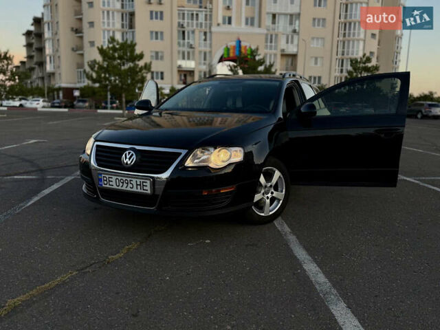 Черный Фольксваген Пассат, объемом двигателя 1.6 л и пробегом 224 тыс. км за 5800 $, фото 2 на Automoto.ua