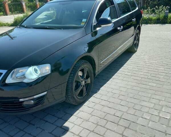 Чорний Фольксваген Пассат, об'ємом двигуна 1.6 л та пробігом 321 тис. км за 4800 $, фото 9 на Automoto.ua