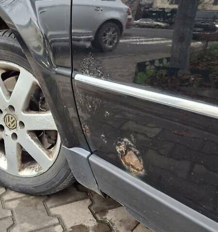 Чорний Фольксваген Пассат, об'ємом двигуна 2.5 л та пробігом 350 тис. км за 3950 $, фото 5 на Automoto.ua