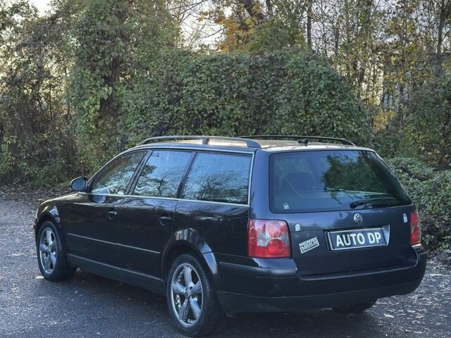 Черный Фольксваген Пассат, объемом двигателя 1.9 л и пробегом 230 тыс. км за 2799 $, фото 2 на Automoto.ua