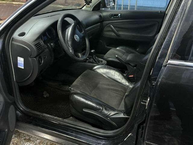 Чорний Фольксваген Пассат, об'ємом двигуна 1.9 л та пробігом 300 тис. км за 1999 $, фото 6 на Automoto.ua