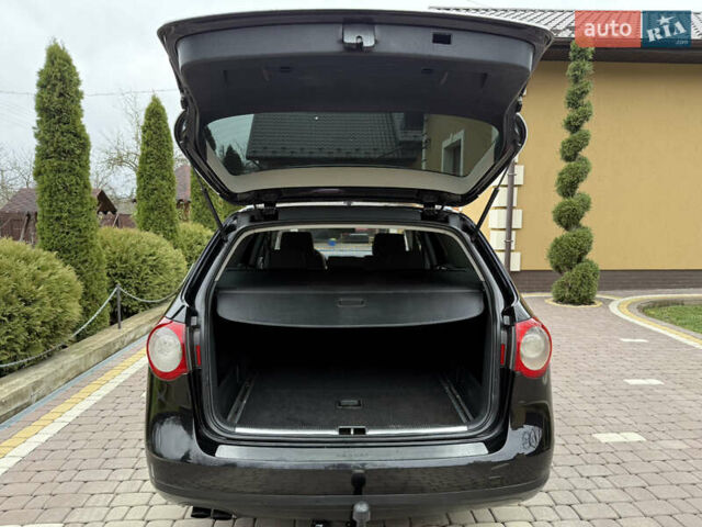 Черный Фольксваген Пассат, объемом двигателя 2 л и пробегом 350 тыс. км за 5850 $, фото 16 на Automoto.ua