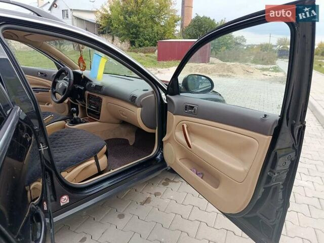 Черный Фольксваген Пассат, объемом двигателя 1.9 л и пробегом 300 тыс. км за 4499 $, фото 30 на Automoto.ua