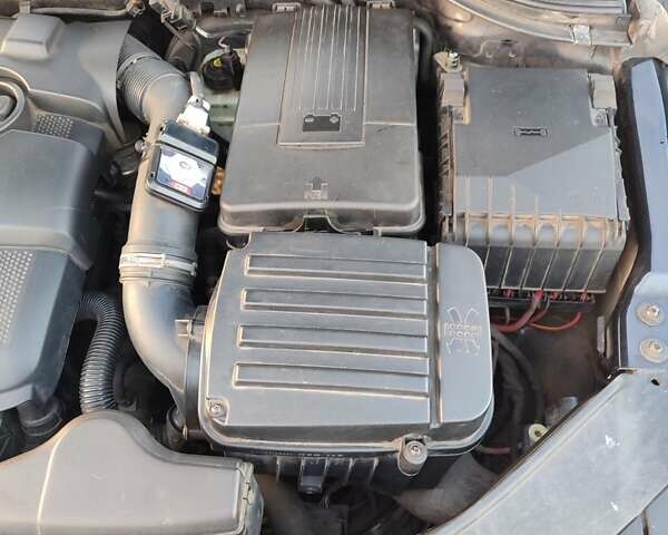 Черный Фольксваген Пассат, объемом двигателя 1.6 л и пробегом 243 тыс. км за 6699 $, фото 62 на Automoto.ua