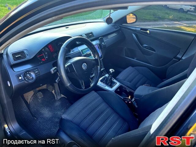 Черный Фольксваген Пассат, объемом двигателя 2 л и пробегом 286 тыс. км за 5999 $, фото 10 на Automoto.ua