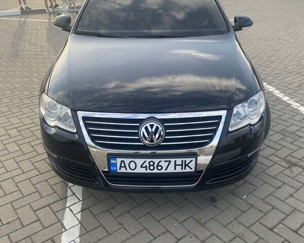 Черный Фольксваген Пассат, объемом двигателя 1.97 л и пробегом 336 тыс. км за 5500 $, фото 1 на Automoto.ua