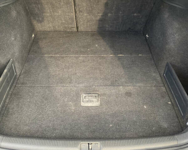 Черный Фольксваген Пассат, объемом двигателя 1.97 л и пробегом 336 тыс. км за 5500 $, фото 15 на Automoto.ua