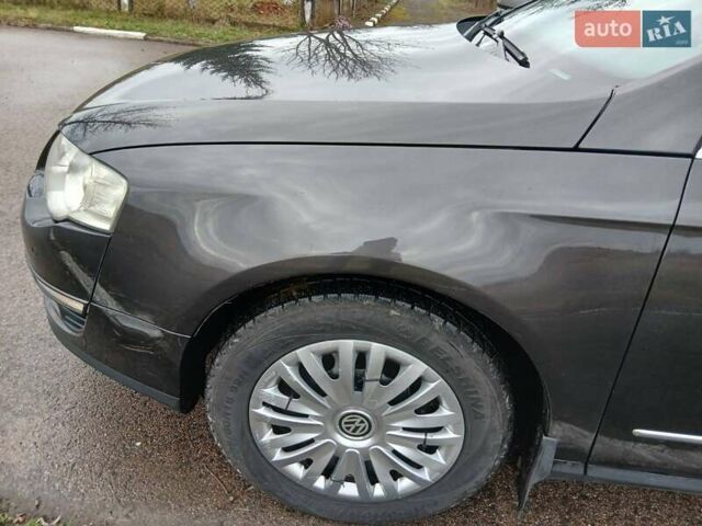 Черный Фольксваген Пассат, объемом двигателя 2 л и пробегом 290 тыс. км за 5200 $, фото 1 на Automoto.ua