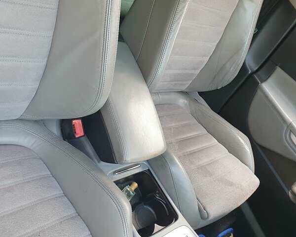 Черный Фольксваген Пассат, объемом двигателя 1.97 л и пробегом 250 тыс. км за 3999 $, фото 6 на Automoto.ua