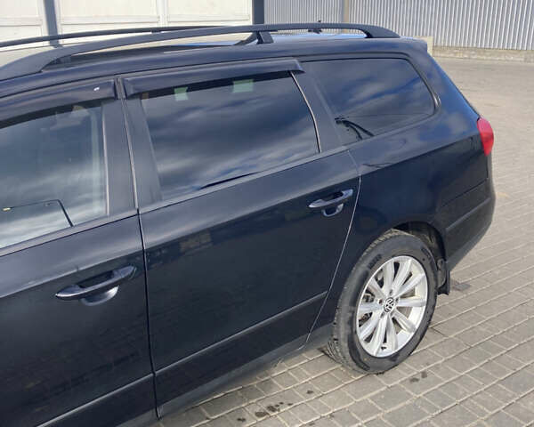 Черный Фольксваген Пассат, объемом двигателя 1.97 л и пробегом 271 тыс. км за 6200 $, фото 3 на Automoto.ua