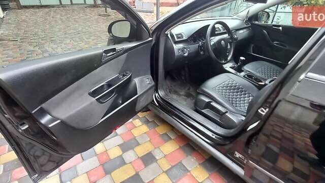 Черный Фольксваген Пассат, объемом двигателя 1.9 л и пробегом 330 тыс. км за 5800 $, фото 9 на Automoto.ua