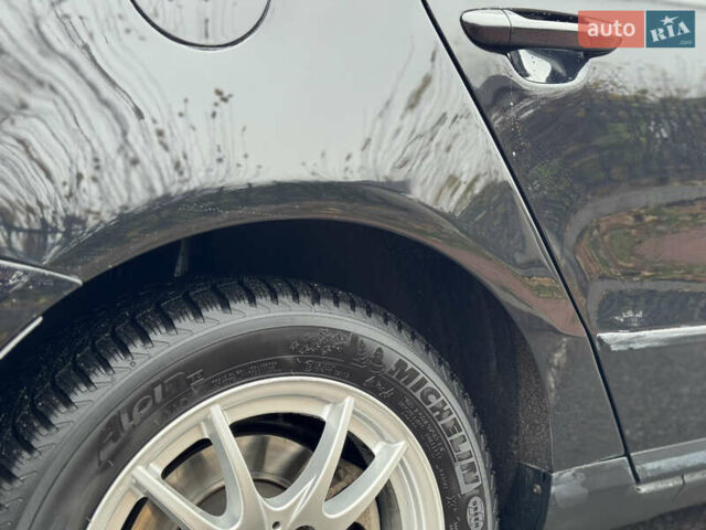 Черный Фольксваген Пассат, объемом двигателя 1.9 л и пробегом 438 тыс. км за 5950 $, фото 14 на Automoto.ua