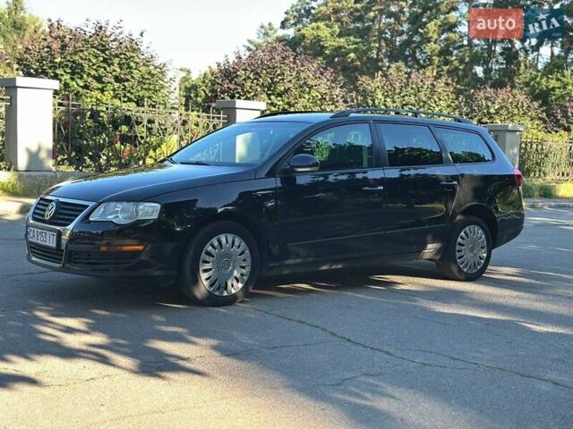 Черный Фольксваген Пассат, объемом двигателя 1.6 л и пробегом 270 тыс. км за 5200 $, фото 34 на Automoto.ua