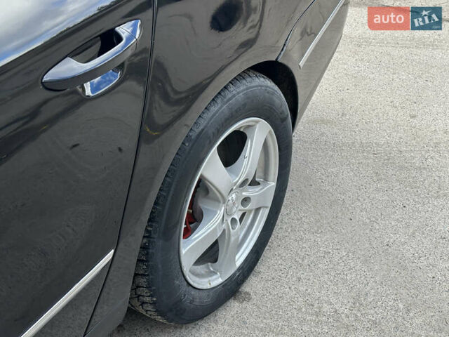 Чорний Фольксваген Пассат, об'ємом двигуна 1.97 л та пробігом 276 тис. км за 6550 $, фото 10 на Automoto.ua