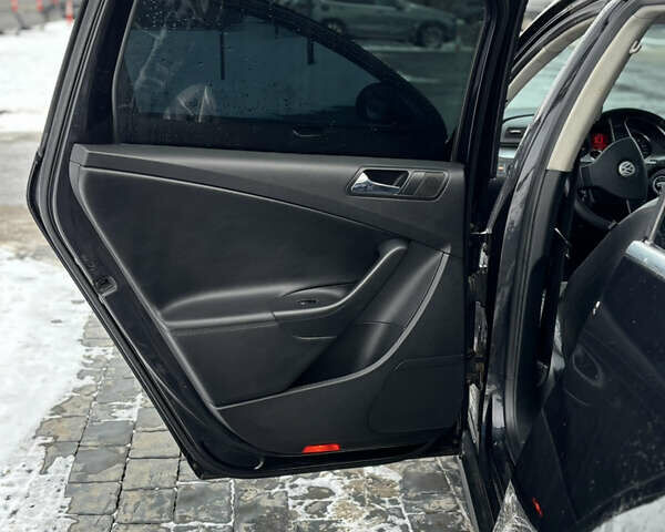 Черный Фольксваген Пассат, объемом двигателя 1.97 л и пробегом 398 тыс. км за 6300 $, фото 8 на Automoto.ua