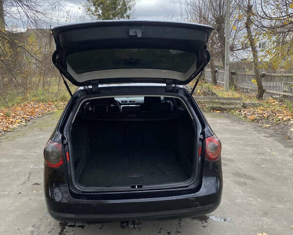 Фольксваген Пассат 2006 в Костополе на Automoto.ua Черный Фольксваген Пассат, объемом двигателя 2 л и пробегом 405 тыс. км за 2650 $, фото 13 на Automoto.ua