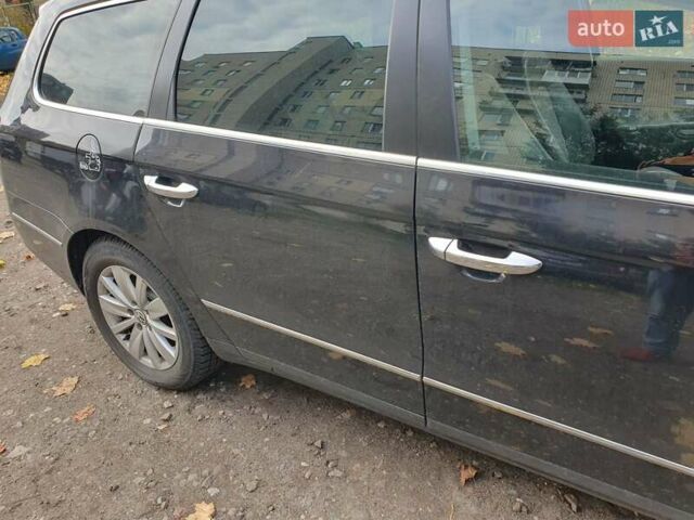 Черный Фольксваген Пассат, объемом двигателя 1.97 л и пробегом 250 тыс. км за 3999 $, фото 9 на Automoto.ua