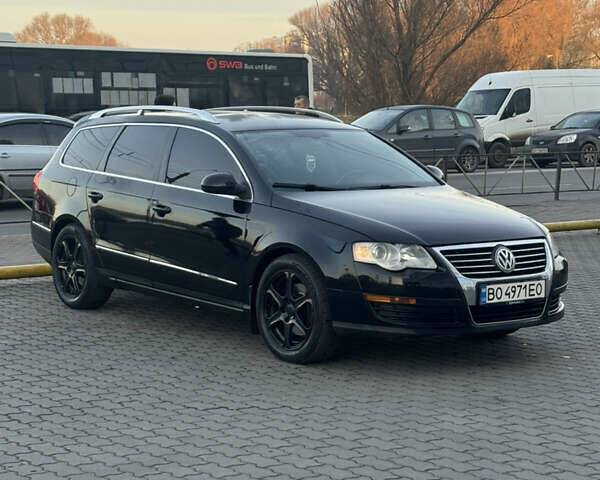 Чорний Фольксваген Пассат, об'ємом двигуна 2 л та пробігом 195 тис. км за 6450 $, фото 56 на Automoto.ua