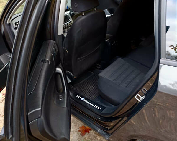 Черный Фольксваген Пассат, объемом двигателя 1.97 л и пробегом 255 тыс. км за 6400 $, фото 6 на Automoto.ua