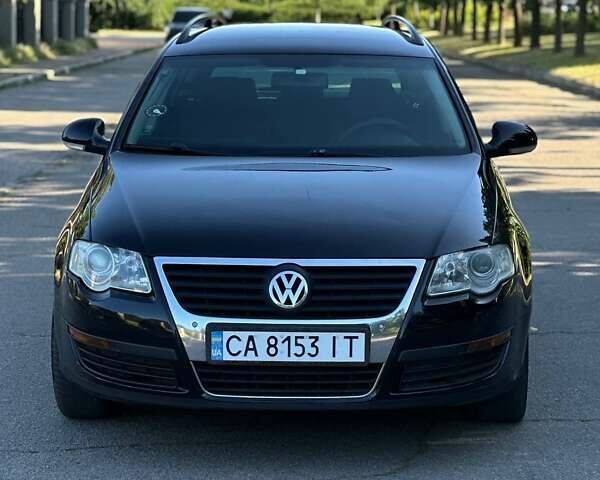 Черный Фольксваген Пассат, объемом двигателя 1.6 л и пробегом 270 тыс. км за 5200 $, фото 15 на Automoto.ua