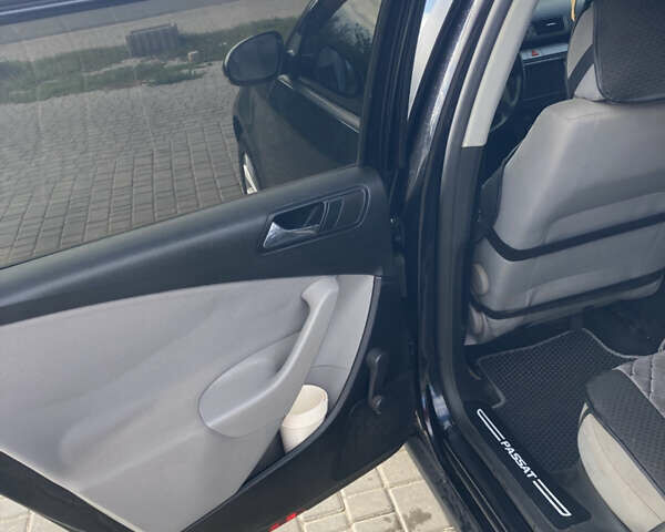 Черный Фольксваген Пассат, объемом двигателя 1.97 л и пробегом 271 тыс. км за 6200 $, фото 19 на Automoto.ua