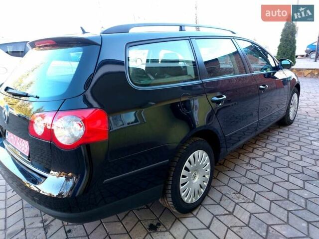 Чорний Фольксваген Пассат, об'ємом двигуна 1.6 л та пробігом 253 тис. км за 5950 $, фото 16 на Automoto.ua