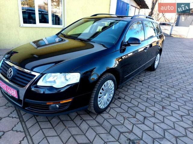 Чорний Фольксваген Пассат, об'ємом двигуна 1.6 л та пробігом 253 тис. км за 5950 $, фото 18 на Automoto.ua