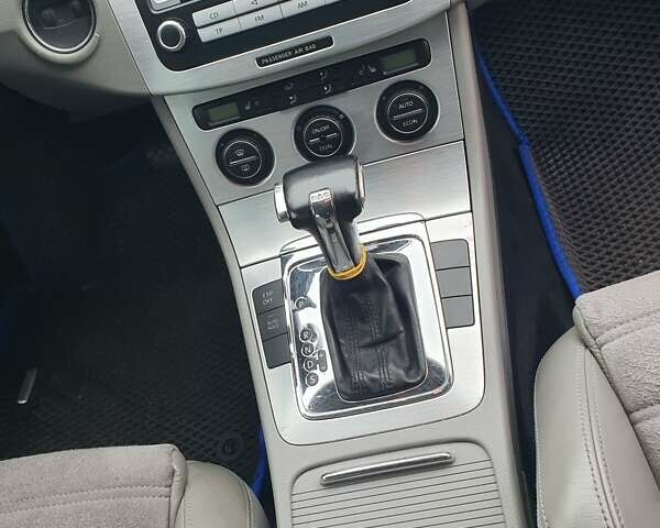 Черный Фольксваген Пассат, объемом двигателя 1.97 л и пробегом 250 тыс. км за 3999 $, фото 17 на Automoto.ua