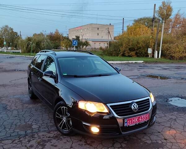Черный Фольксваген Пассат, объемом двигателя 1.6 л и пробегом 243 тыс. км за 6799 $, фото 33 на Automoto.ua