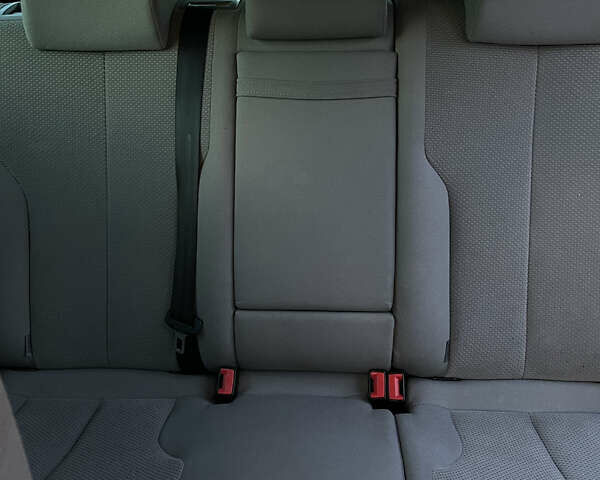 Чорний Фольксваген Пассат, об'ємом двигуна 1.6 л та пробігом 300 тис. км за 5700 $, фото 17 на Automoto.ua