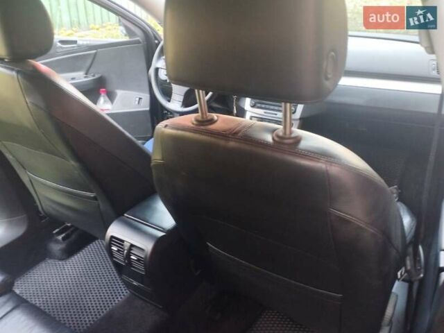 Черный Фольксваген Пассат, объемом двигателя 2 л и пробегом 370 тыс. км за 6700 $, фото 13 на Automoto.ua