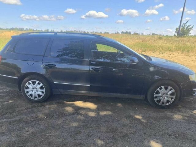 Черный Фольксваген Пассат, объемом двигателя 2 л и пробегом 400 тыс. км за 2611 $, фото 1 на Automoto.ua