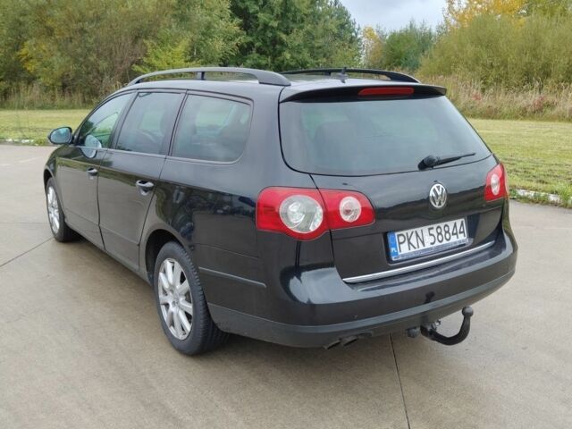 Черный Фольксваген Пассат, объемом двигателя 2 л и пробегом 240 тыс. км за 2750 $, фото 3 на Automoto.ua