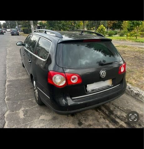 Черный Фольксваген Пассат, объемом двигателя 2 л и пробегом 239 тыс. км за 2257 $, фото 1 на Automoto.ua