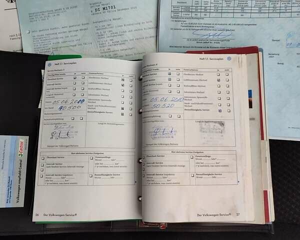 Черный Фольксваген Пассат, объемом двигателя 1.6 л и пробегом 243 тыс. км за 6799 $, фото 77 на Automoto.ua