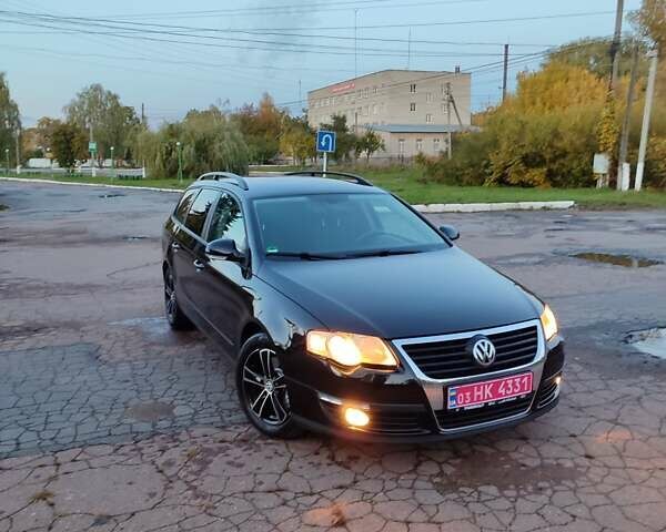 Черный Фольксваген Пассат, объемом двигателя 1.6 л и пробегом 243 тыс. км за 6799 $, фото 1 на Automoto.ua